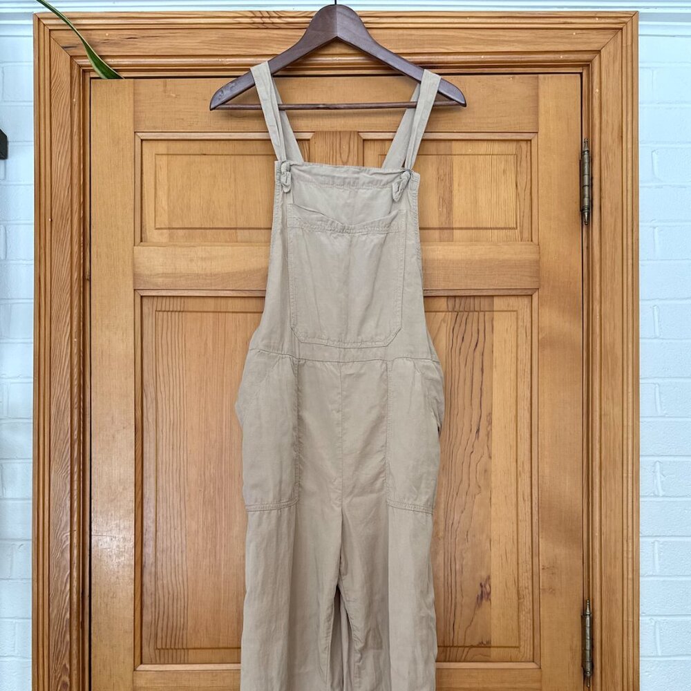URBAN OUTFITTERS LIGHTWEIGHT OVERALLS